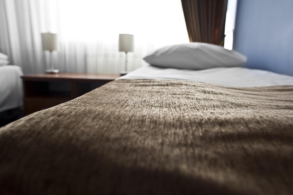 Hotel Korona Łuków Esterno foto